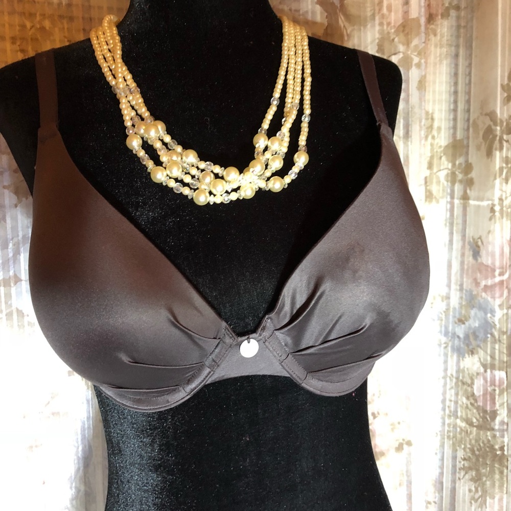 Pretty full coverage DNKY Bra. New